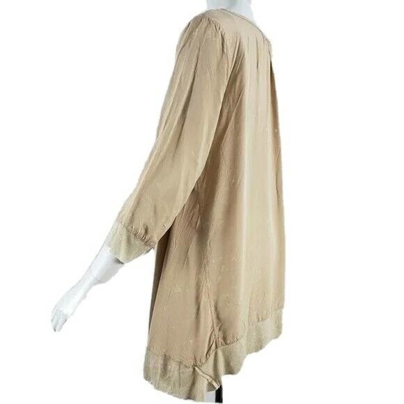 Umgee Tunic Top NEW Lagenlook Trapeze Beige Gold Small - Picture 2 of 8